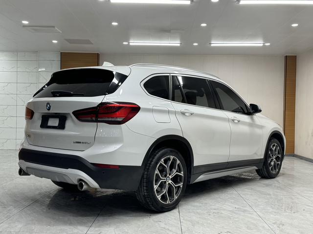 BMW X1 — фото 4